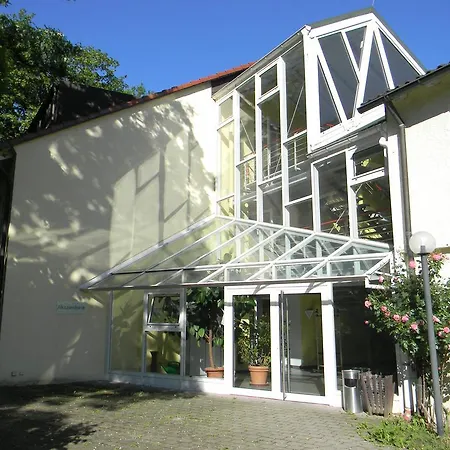 ホテル Landgut Burg Gmbh